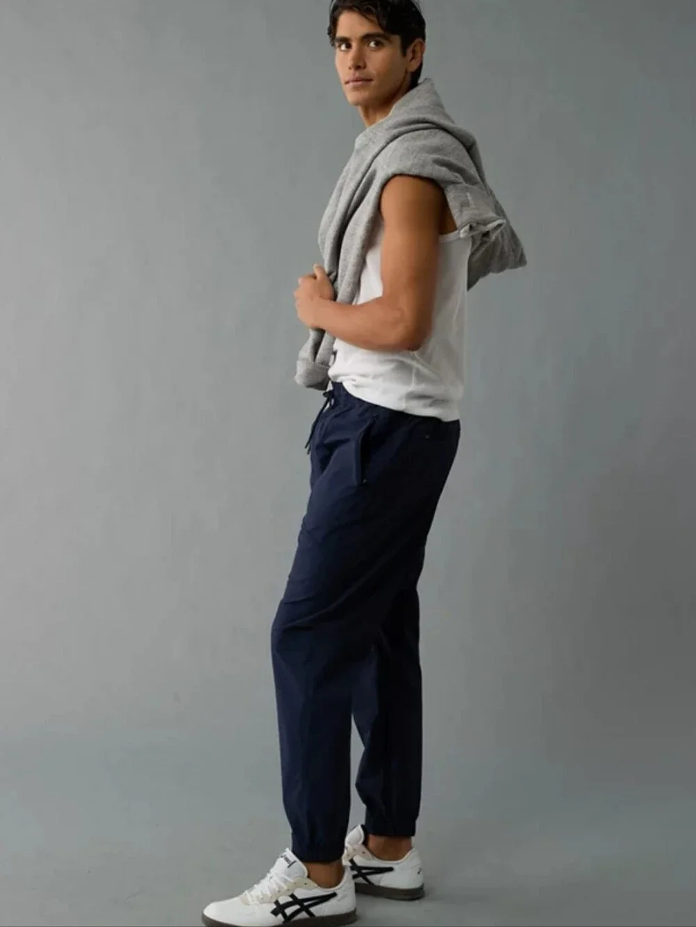 American Eagle Outfitters Navy AE 24/7 Tech Jogger Men's Small Blue